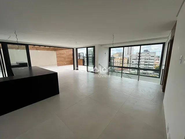Cobertura / Penthouse com 302m² 4 quartos e 4 banheiros, à venda, no bairro Ouro Preto em Belo Horizonte