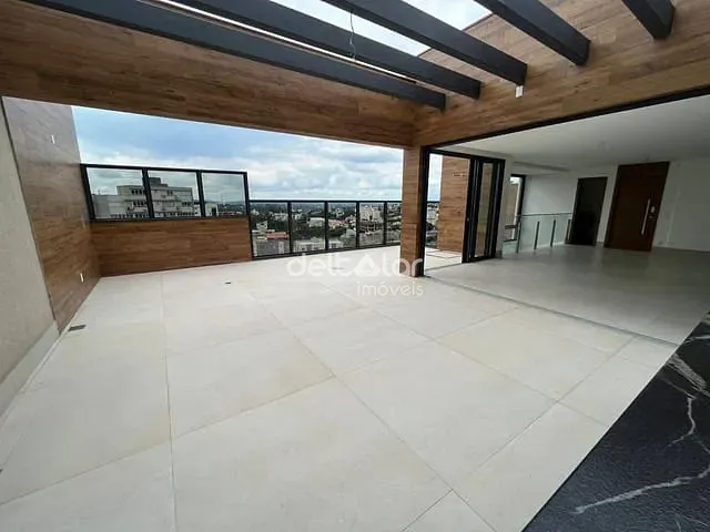 Cobertura / Penthouse com 302m² 4 quartos e 4 banheiros, à venda, no bairro Ouro Preto em Belo Horizonte