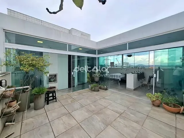 Cobertura / Penthouse com 112m² 3 quartos e 3 banheiros, à venda, no bairro Vila Cloris em Belo Horizonte