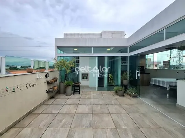 Cobertura / Penthouse com 112m² 3 quartos e 3 banheiros, à venda, no bairro Vila Cloris em Belo Horizonte