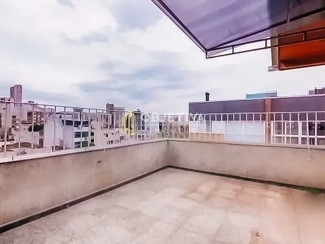 Cobertura / Penthouse 2 quartos e 2 banheiros, à venda, no bairro Auxiliadora em Porto Alegre