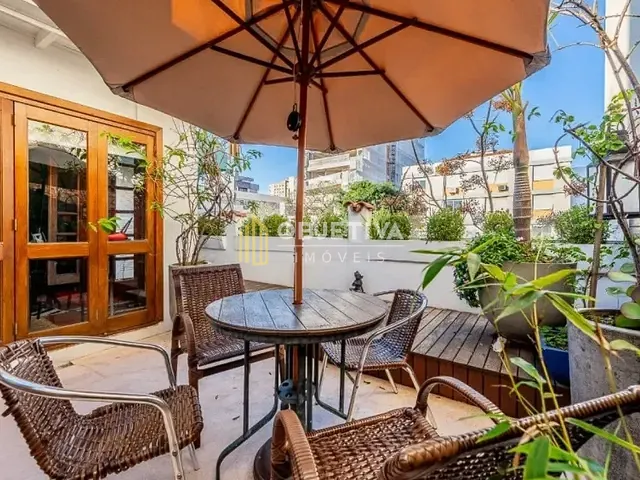 Cobertura / Penthouse 4 quartos e 4 banheiros, à venda, no bairro Auxiliadora em Porto Alegre