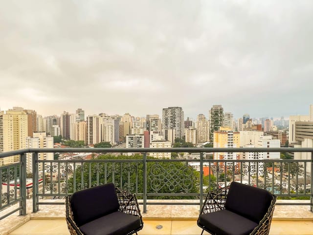 Cobertura / Penthouse com 429m² 4 quartos e 6 banheiros, à venda, no bairro Vila Olímpia em São Paulo
