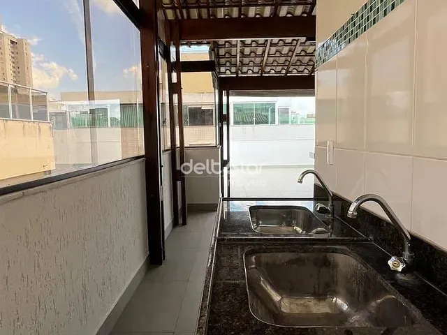 Cobertura / Penthouse com 139m² 2 quartos e 3 banheiros, à venda, no bairro Castelo em Belo Horizonte
