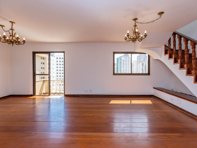 Foto do Cobertura / Penthouse - Cobertura para venda em Moema com 4 quartos, sendo 2 suítes , 289m² | Lares e Andares Imóveis