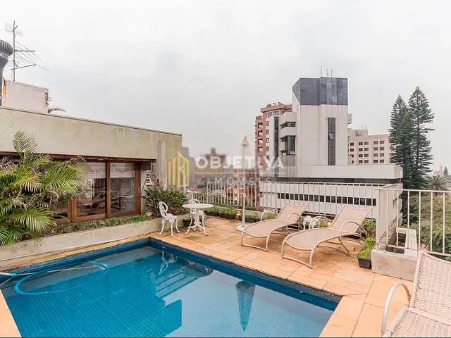 Cobertura / Penthouse 4 quartos e 2 banheiros, à venda, no bairro Floresta em Porto Alegre