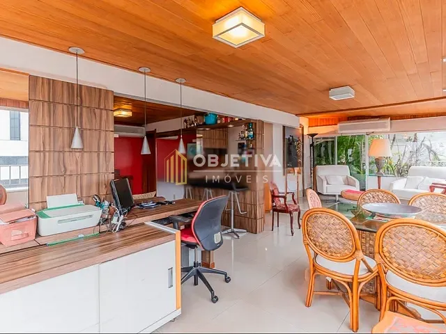 Cobertura / Penthouse 4 quartos e 2 banheiros, à venda, no bairro Floresta em Porto Alegre