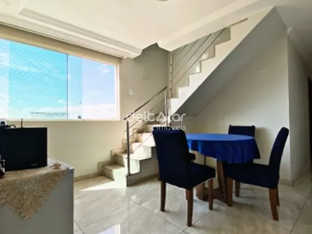 Cobertura / Penthouse 3 quartos e 2 banheiros, à venda, no bairro Maria Helena em Belo Horizonte