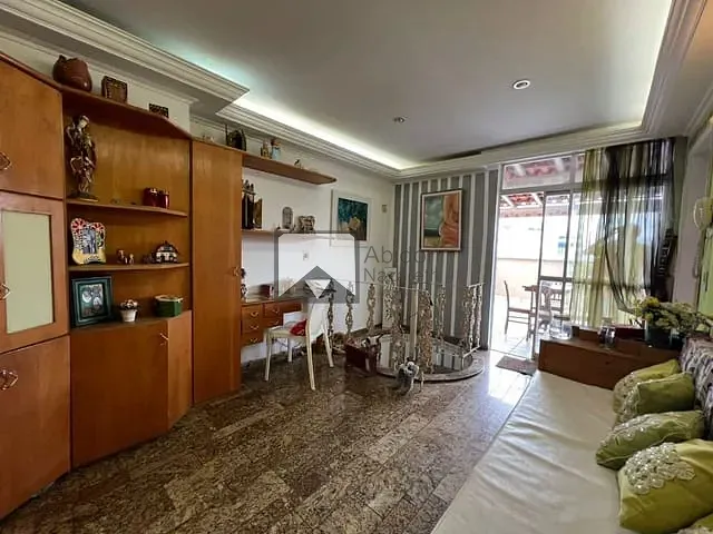 Cobertura / Penthouse com 180m² 3 quartos e 1 banheiro, à venda, no bairro Icaraí em Niterói