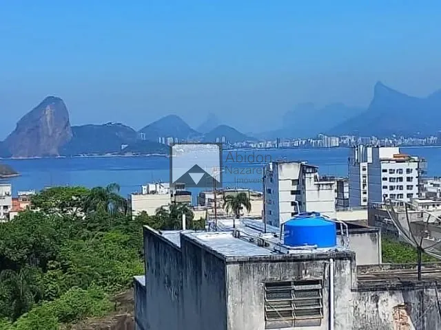 Cobertura / Penthouse com 250m² 4 quartos e 3 banheiros, à venda, no bairro Icaraí em Niterói