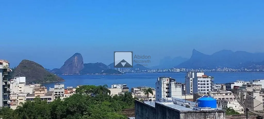 Cobertura, 4 quartos, 220 m² - Foto 1
