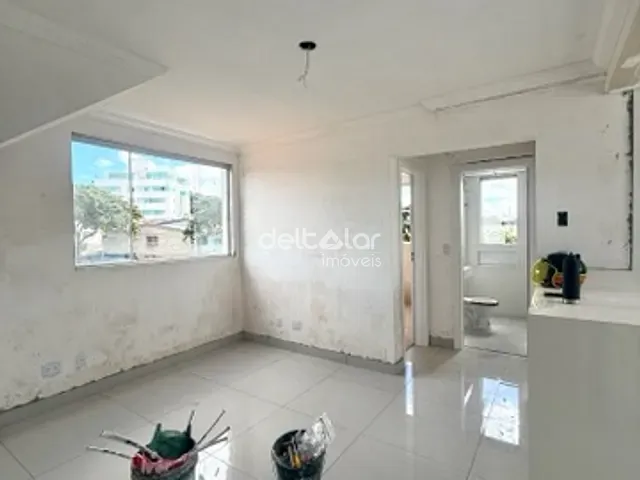 Cobertura / Penthouse com 90m² 3 quartos e 1 banheiro, à venda, no bairro Santa Branca em Belo Horizonte