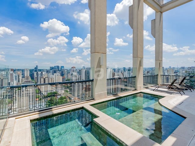 Cobertura / Penthouse com 750m² 5 quartos e 6 banheiros, à venda, no bairro Vila Olímpia em São Paulo