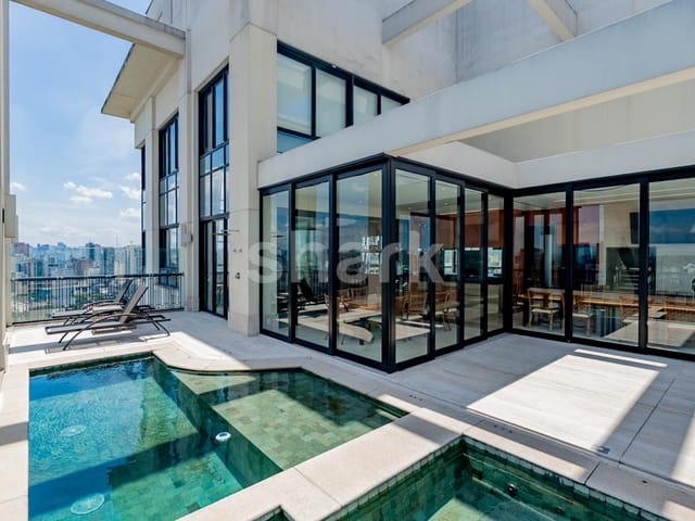 Cobertura / Penthouse com 750m² 5 quartos e 6 banheiros, à venda, no bairro Vila Olímpia em São Paulo