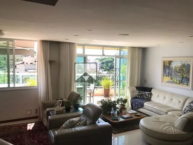 Cobertura / Penthouse com 250m² 4 quartos e 5 banheiros, à venda, no bairro Boa Viagem em Niterói