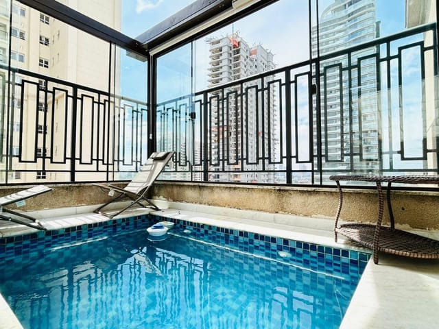 Cobertura / Penthouse com 200m² 3 quartos e 4 banheiros, para alugar, no bairro Sítio Tamboré Alphaville em Barueri