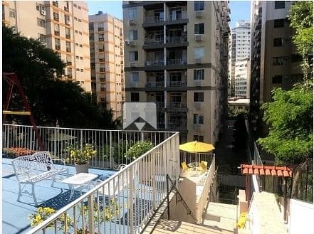 Cobertura à venda com 4 quartos, 120m² - Foto 1