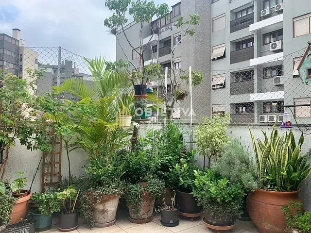 Cobertura / Penthouse com 247m² 2 quartos e 4 banheiros, à venda, no bairro Bela Vista em Porto Alegre