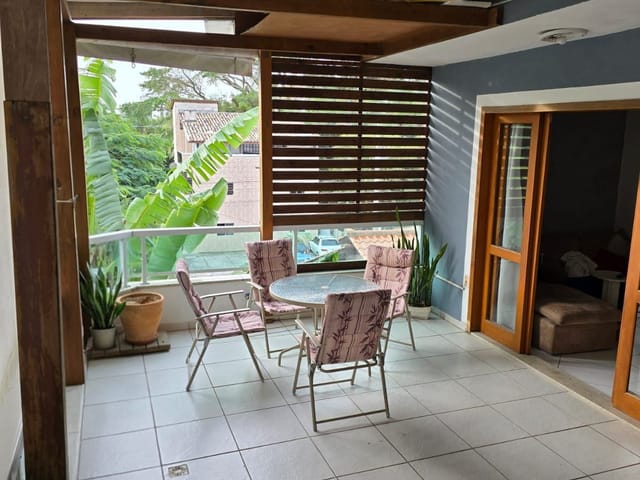 Cobertura / Penthouse 3 quartos e 2 banheiros, à venda, no bairro Ingleses do Rio Vermelho em Florianópolis