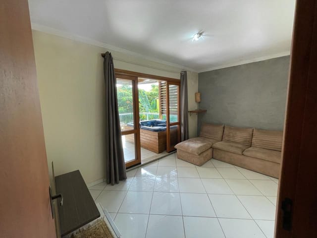 Cobertura / Penthouse 3 quartos e 2 banheiros, à venda, no bairro Ingleses do Rio Vermelho em Florianópolis