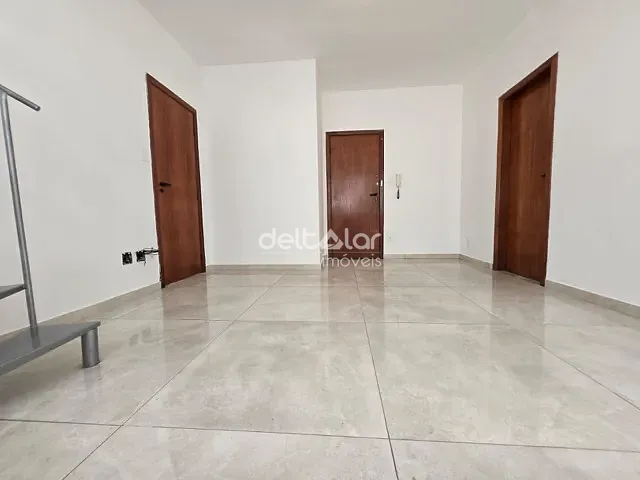Cobertura / Penthouse 3 quartos e 2 banheiros, para alugar, no bairro Santa Rosa em Belo Horizonte