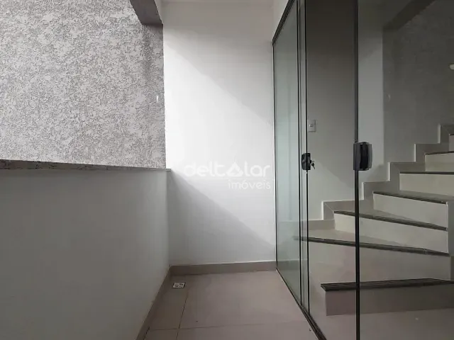 Cobertura / Penthouse com 112m² 2 quartos e 3 banheiros, à venda, no bairro Santa Mônica em Belo Horizonte