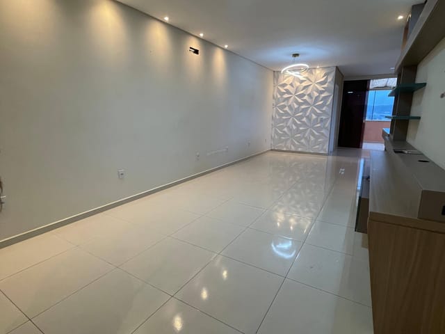 Cobertura / Penthouse 3 quartos e 2 banheiros, à venda, no bairro Ingleses do Rio Vermelho em Florianópolis