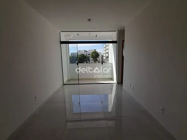 Cobertura / Penthouse com 111m² 2 quartos e 3 banheiros, à venda, no bairro Santa Mônica em Belo Horizonte