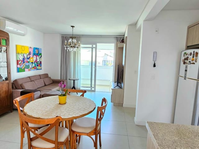 Cobertura / Penthouse 2 quartos e 2 banheiros, à venda, no bairro Ingleses do Rio Vermelho em Florianópolis