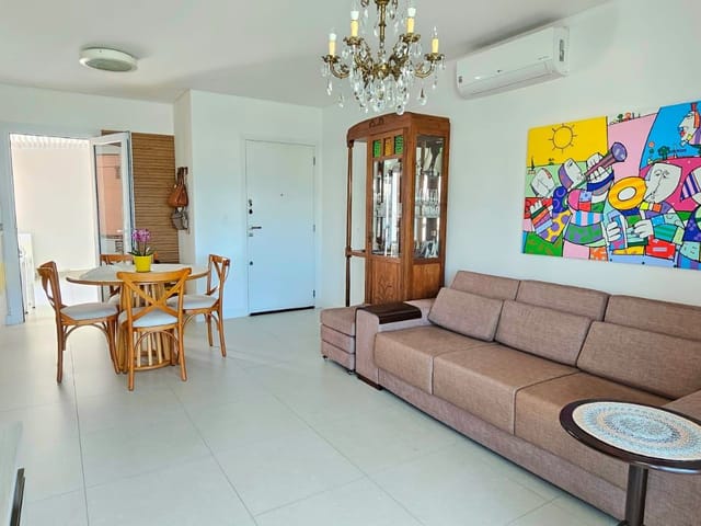Cobertura / Penthouse 2 quartos e 2 banheiros, à venda, no bairro Ingleses do Rio Vermelho em Florianópolis