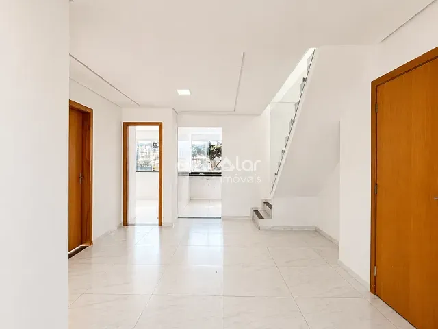 Cobertura / Penthouse com 180m² 3 quartos e 3 banheiros, para alugar, no bairro São João Batista (Venda Nova) em Belo Horizonte