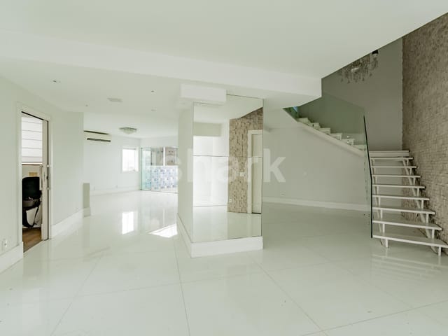 Cobertura / Penthouse com 309m² 3 quartos e 5 banheiros, à venda ou para alugar, no bairro Vila Nova Conceição em São Paulo