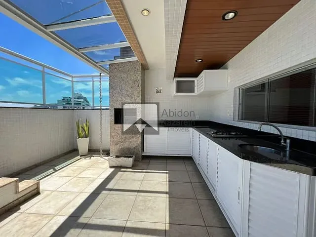 Cobertura / Penthouse com 300m² 4 quartos e 2 banheiros, à venda, no bairro Icaraí em Niterói