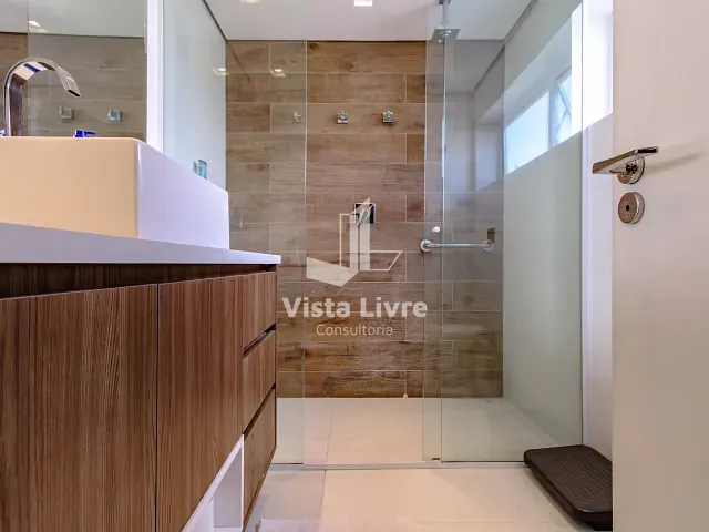 Cobertura / Penthouse com 402m² 3 quartos e 5 banheiros, à venda, no bairro Cerqueira César em São Paulo