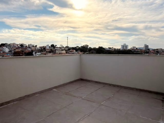 Foto do Cobertura / Penthouse - Cobertura para locação com 3 quartos, 1 suíte, 2 vagas de garagem cobertas no bairro Planalto, Belo Horizonte, MG | Deltalar Imóveis