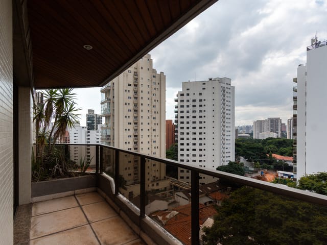 Cobertura / Penthouse com 389m² 3 quartos e 6 banheiros, à venda, no bairro Moema em São Paulo