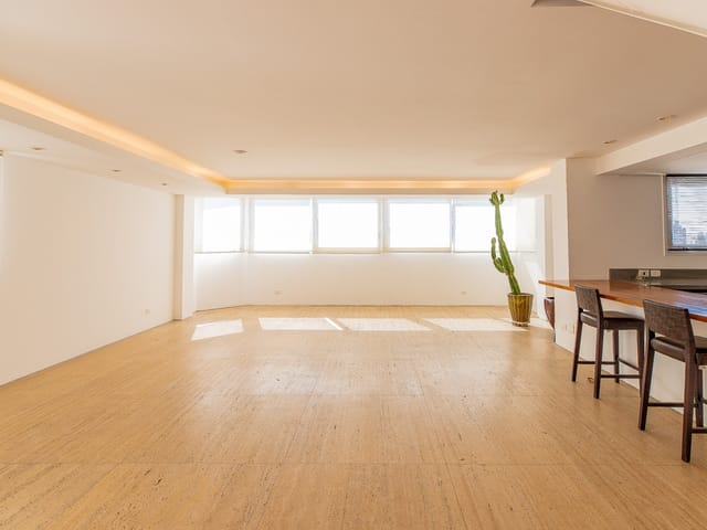 Foto do Cobertura / Penthouse - Triplex para venda em Vila Nova Conceição com 2 quartos, sendo 2 suítes , 182.21m² | Lares e Andares Imóveis