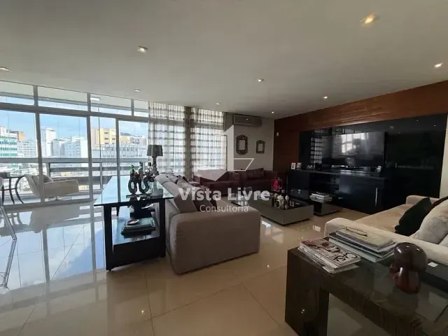 Cobertura / Penthouse com 480m² 4 quartos e 5 banheiros, à venda, no bairro Santa Cecília em São Paulo