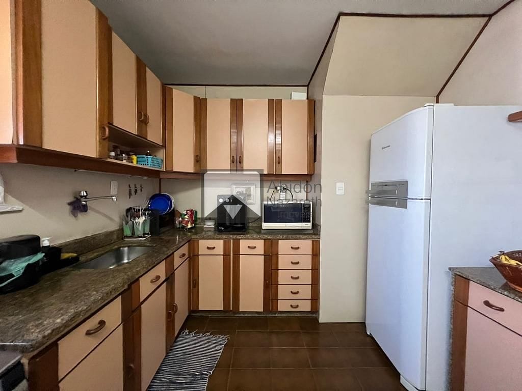 Cobertura à venda com 3 quartos, 250m² - Foto 37