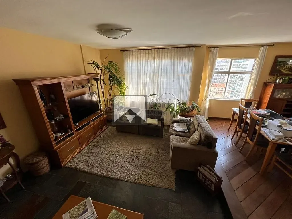 Cobertura, 3 quartos, 220 m² - Foto 2