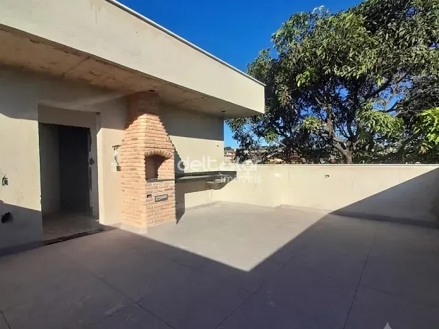 Cobertura / Penthouse com 89m² 2 quartos e 1 banheiro, à venda, no bairro Maria Helena em Belo Horizonte
