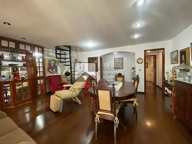 Cobertura / Penthouse com 330m² 4 quartos e 2 banheiros, à venda, no bairro Icaraí em Niterói