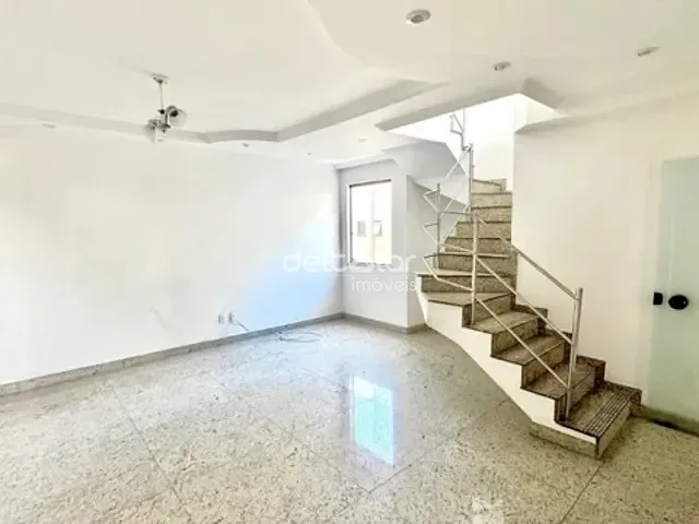 Cobertura / Penthouse com 200m² 5 quartos e 3 banheiros, para alugar, no bairro Castelo em Belo Horizonte