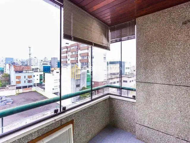 Cobertura / Penthouse com 282m² 4 quartos e 4 banheiros, à venda, no bairro Santana em Porto Alegre