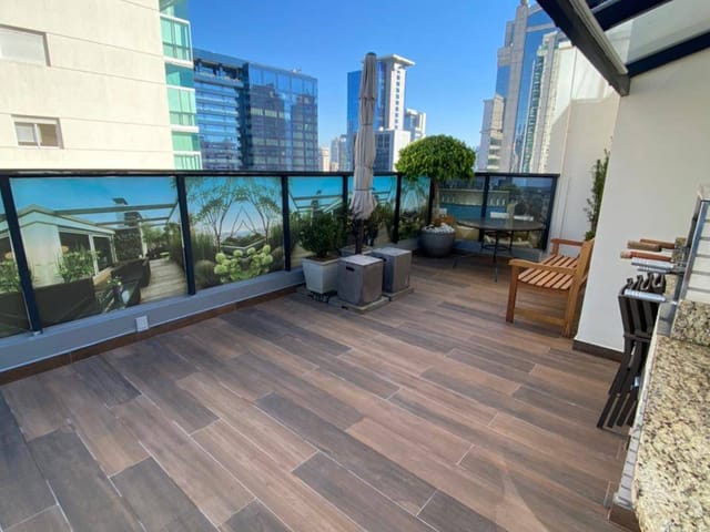 Cobertura / Penthouse com 211m² 4 quartos e 6 banheiros, à venda, no bairro Itaim Bibi em São Paulo