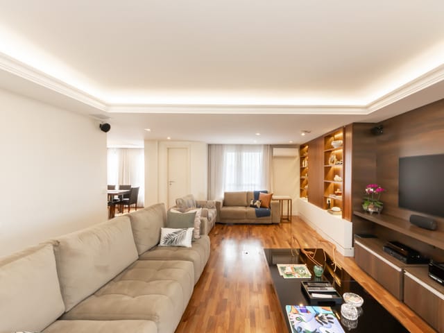 Apartamento com 226m² 4 quartos e 4 banheiros, à venda, no bairro Mirandópolis em São Paulo
