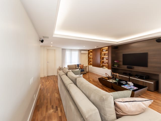 Apartamento com 226m² 4 quartos e 4 banheiros, à venda, no bairro Mirandópolis em São Paulo