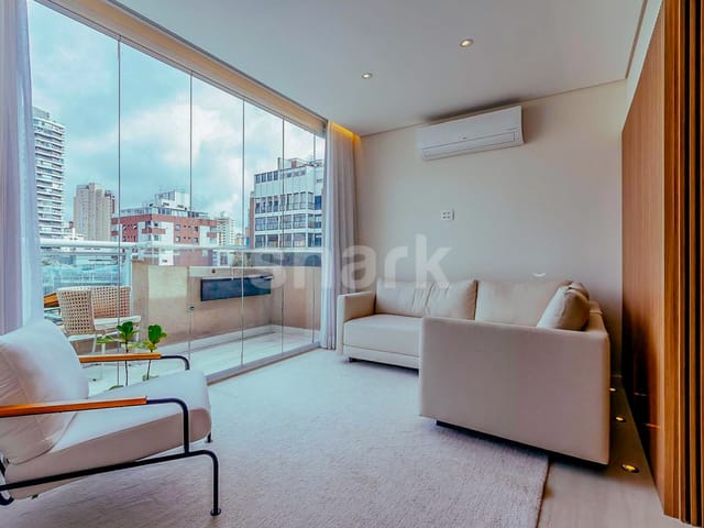 Cobertura / Penthouse com 125m² 2 quartos e 3 banheiros, à venda ou para alugar, no bairro Vila Nova Conceição em São Paulo
