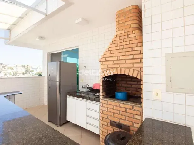 Cobertura / Penthouse com 190m² 4 quartos e 3 banheiros, para alugar, no bairro Castelo em Belo Horizonte