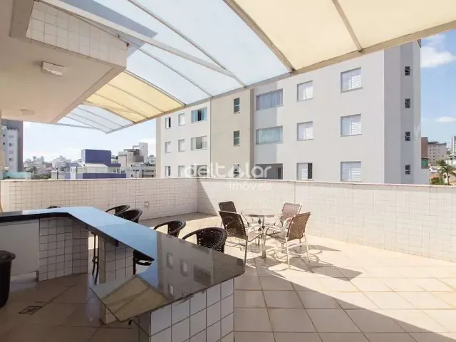 Cobertura / Penthouse com 190m² 4 quartos e 3 banheiros, para alugar, no bairro Castelo em Belo Horizonte